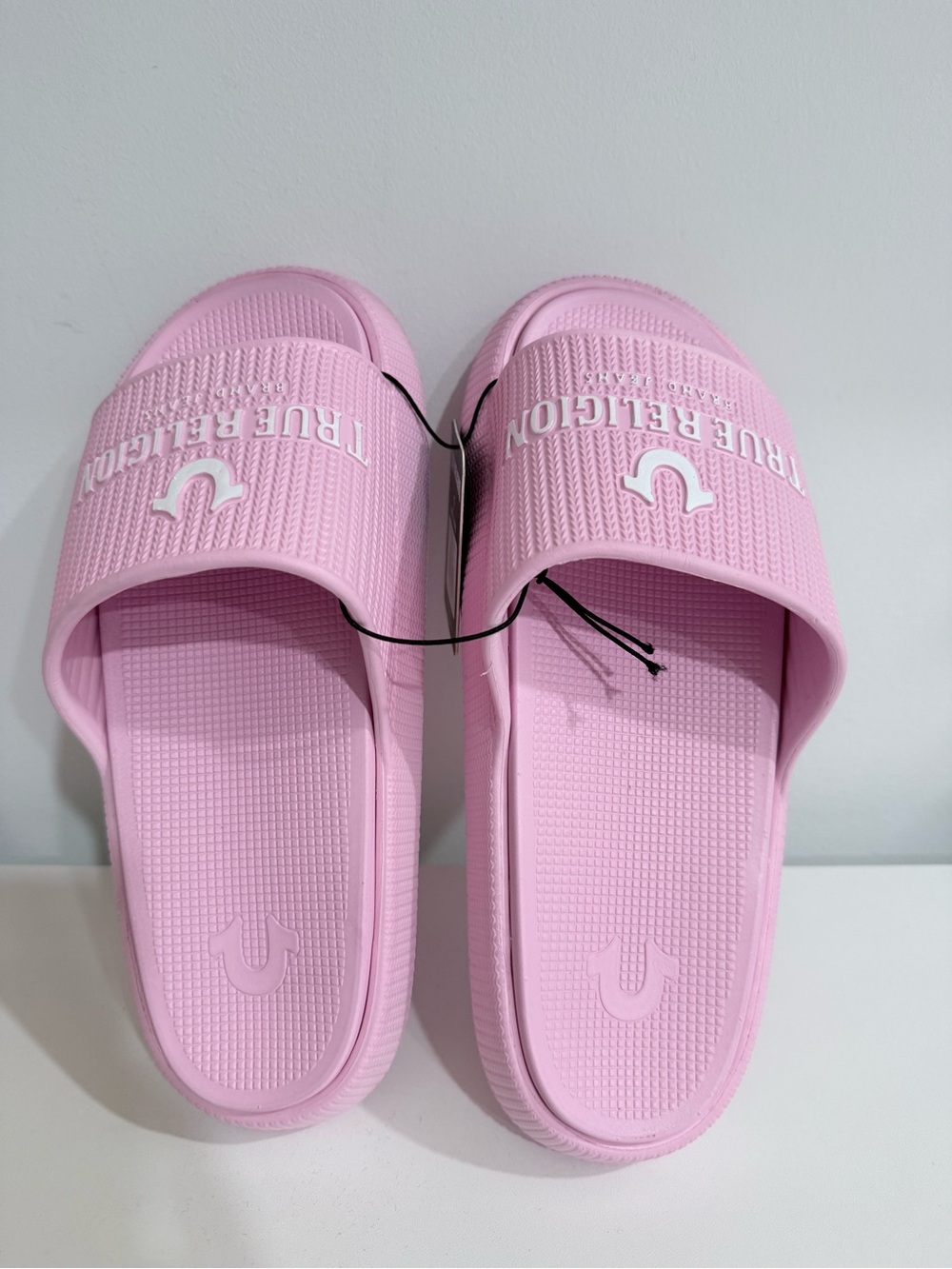 True Religion Pastel Pink Logo Slide Sandals - Picture 4 of 5
